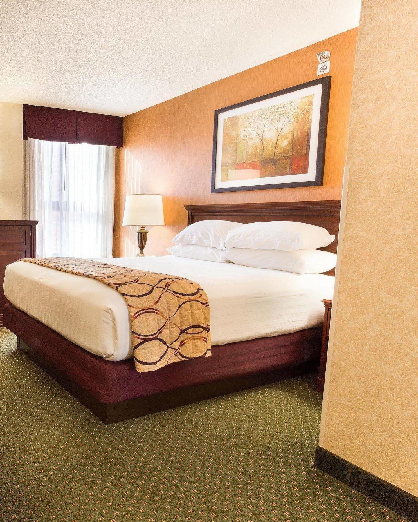 Drury Inn & Suites Terre Haute Exterior foto